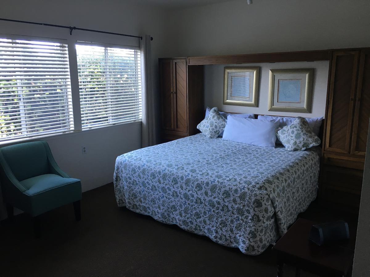 Pine Acres Lodge Пасифик Гроув Екстериор снимка